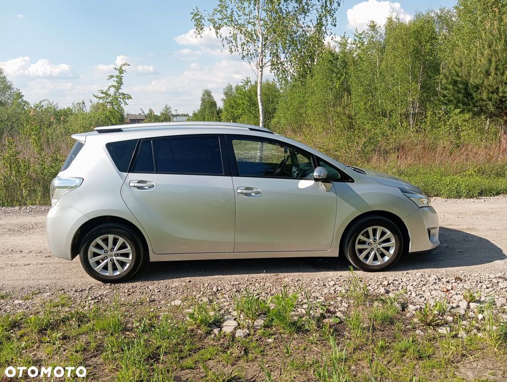 Toyota Verso 1.6 D-4D Active - 15