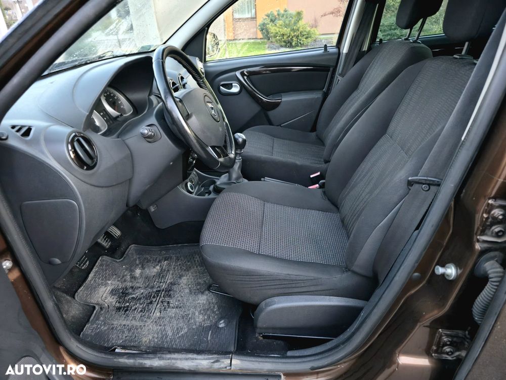 Dacia Duster dCi 110 FAP 4x4 Laureate - 6