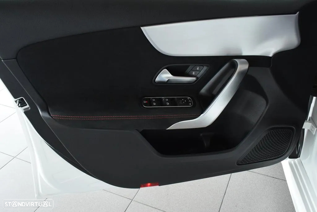 Mercedes-Benz A 180 d AMG Line Aut. - 12