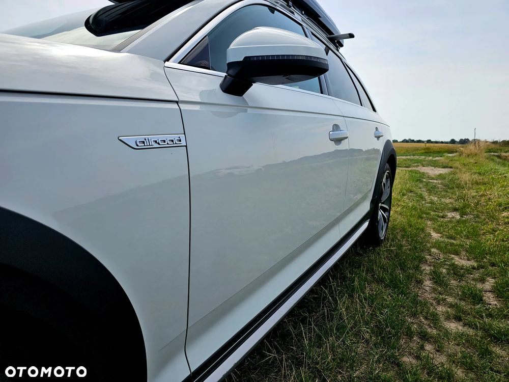 Audi A4 Allroad 2.0 TDI Quattro S tronic - 11