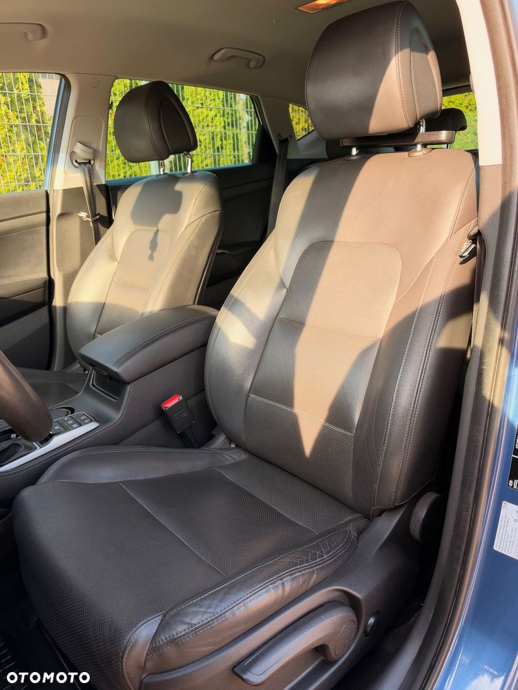 Hyundai Tucson blue 1.7 CRDi 2WD DCT Premium - 19