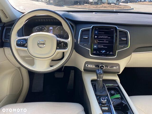 Volvo XC 90 T6 AWD Geartronic Momentum - 8