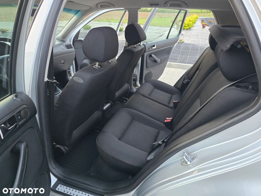 Volkswagen Golf 1.9 TDI Trendline - 25