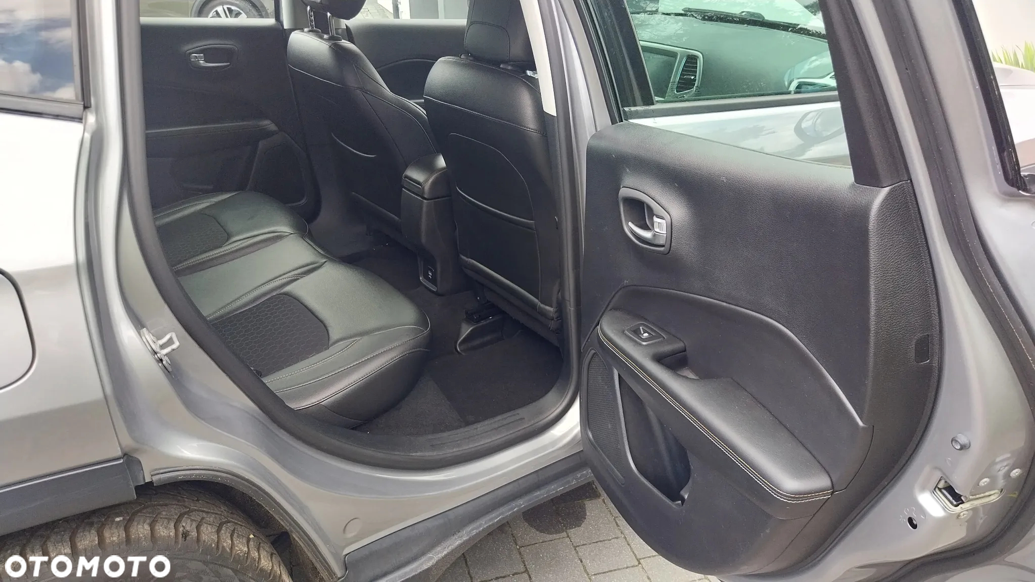 Jeep Compass 1.4 TMair Limited FWD S&S - 12
