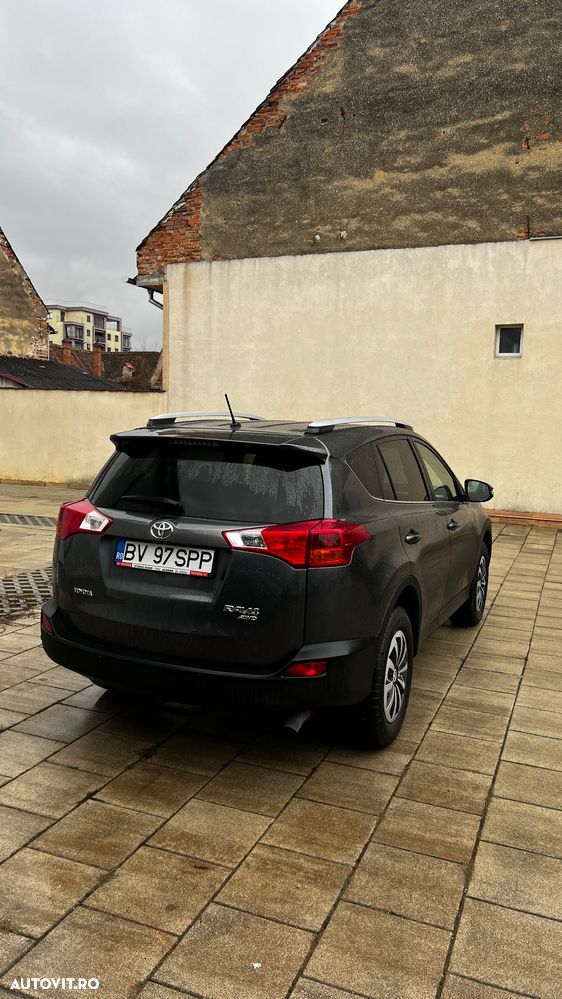 Toyota RAV4 2.2 D-4D 4WD Luxury - 4