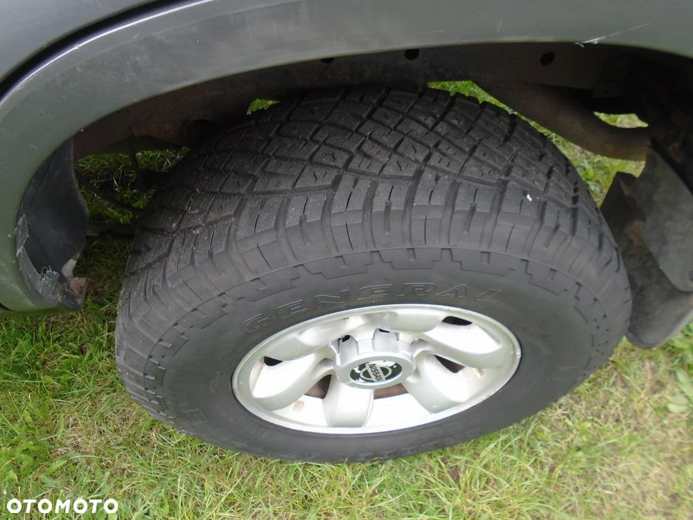 Nissan Terrano II 2.7 TDi Comfort - 11