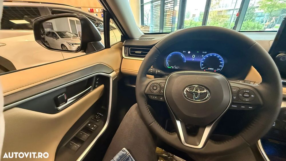 Toyota RAV4 - 15