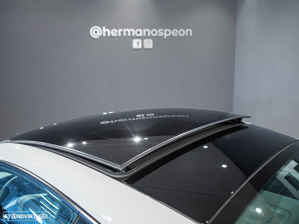 Porsche 911 (992) Turbo S PDK - 16