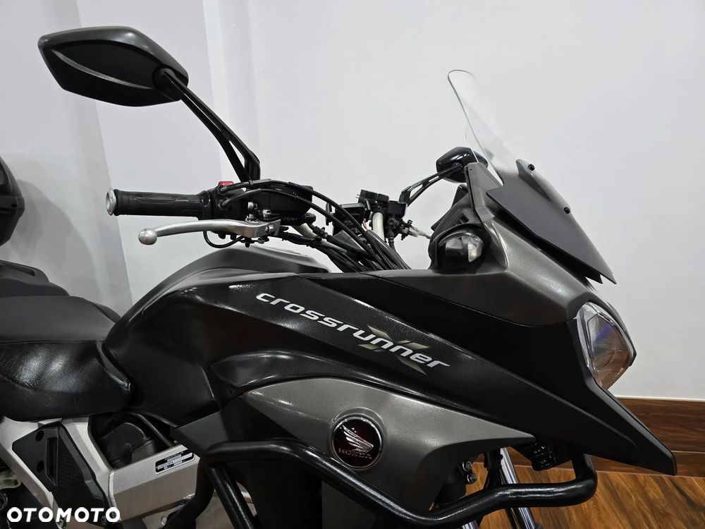 Honda VFR - 10