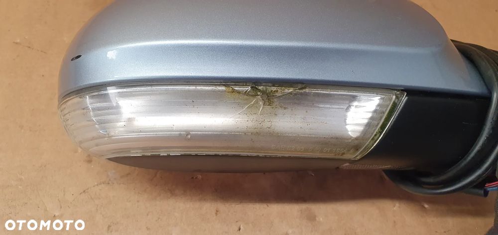 Lusterko prawe 9 pin 9 pinów Europa VW Passat B6 LB5M - 9