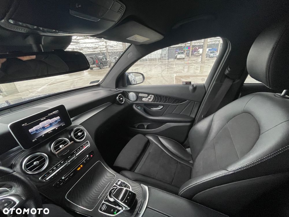 Mercedes-Benz GLC - 16