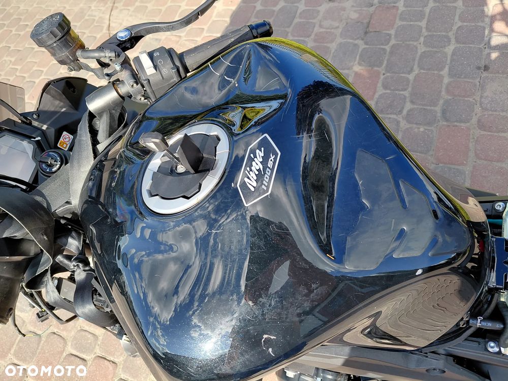 Kawasaki Ninja - 21