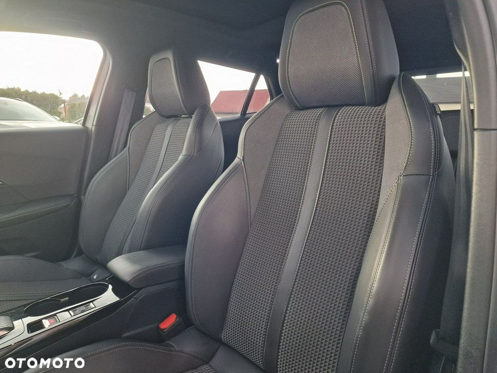Peugeot 2008 1.5 BlueHDi GT S&S EAT8 - 21