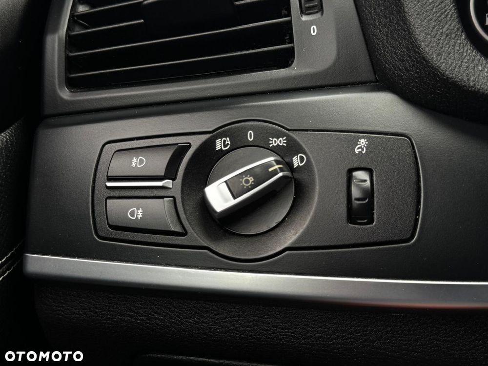 BMW X3 xDrive20d - 34