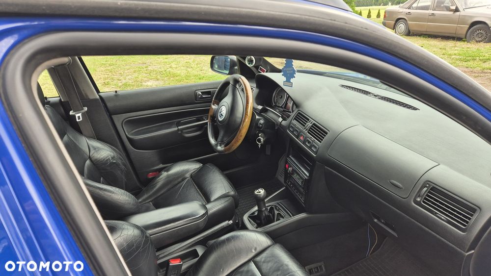 Volkswagen Golf Variant - 8