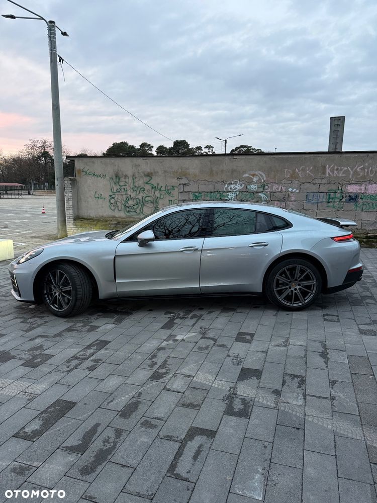 Porsche Panamera 4 - 6