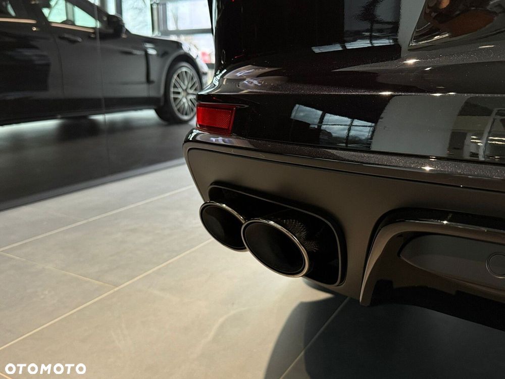 Porsche Panamera - 11