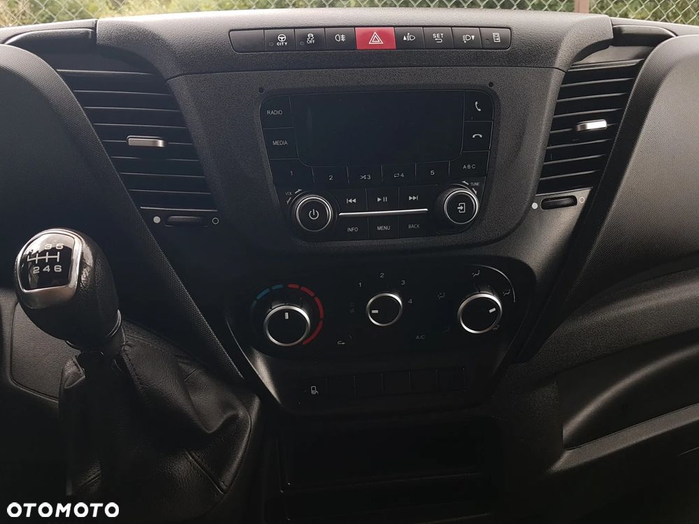 Iveco DAILY WINDA 8EP KONTENER KLIMA 4,20x2,10x2,03 KRAJOWY 35S16  3,0-160KM MANUAL 6-BIEGÓW - 10
