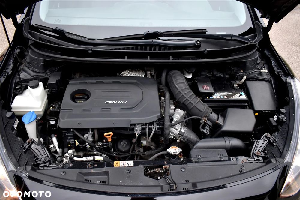 Hyundai i30 Kombi 1.6 CRDI Passion Plus - 37