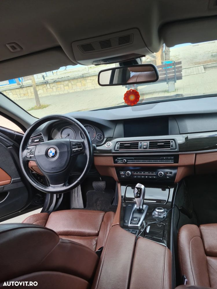 BMW Seria 5 530d Aut. - 8