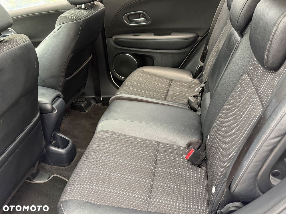 Honda HR-V 1.5 i-VTEC CVT Executive - 10