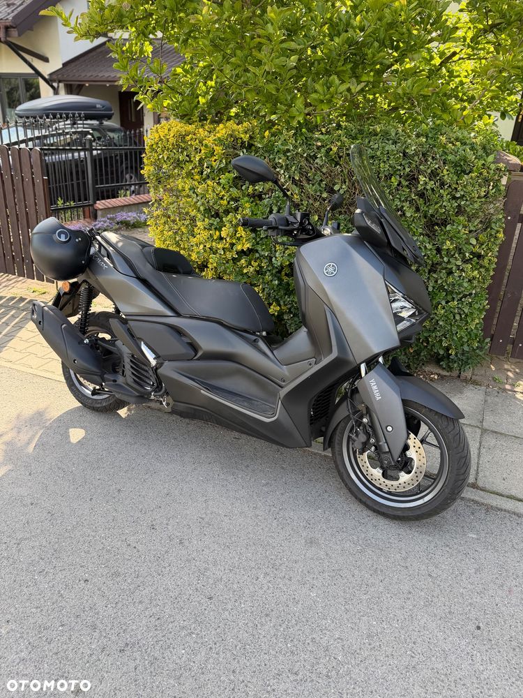 Yamaha X-max - 3