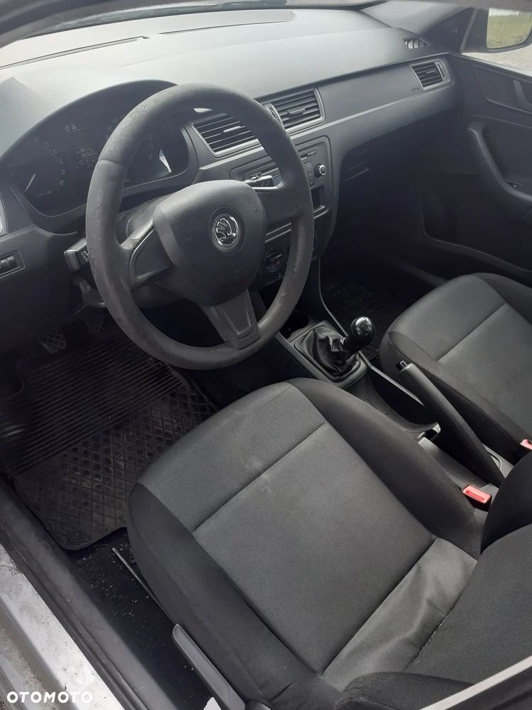 Skoda RAPID 1.6 TDI DPF Active Max - 8