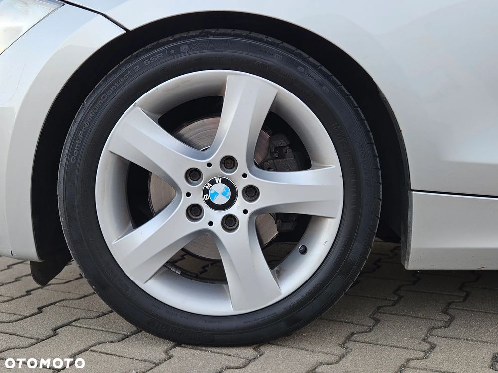 BMW Seria 1 120d DPF - 23