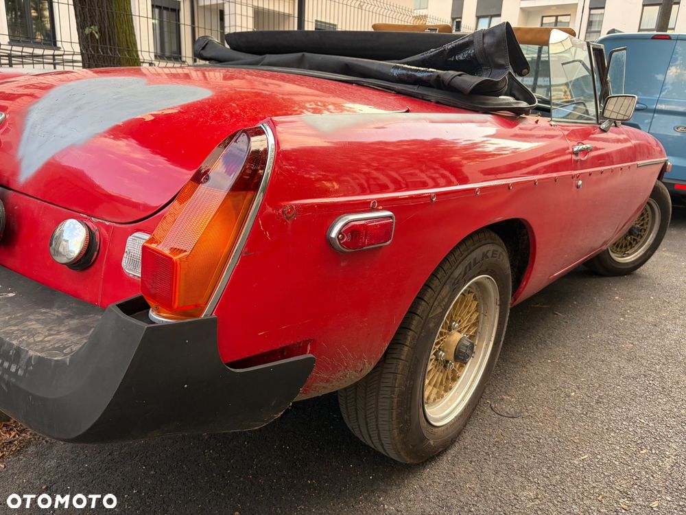 MG MGB - 6
