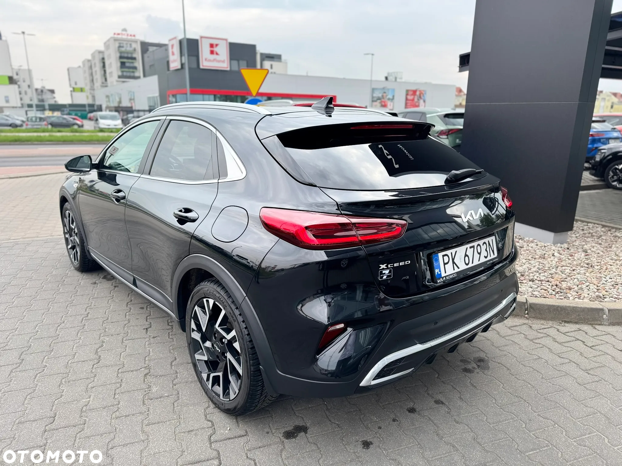 Kia XCeed 1.5 T-GDI M - 4