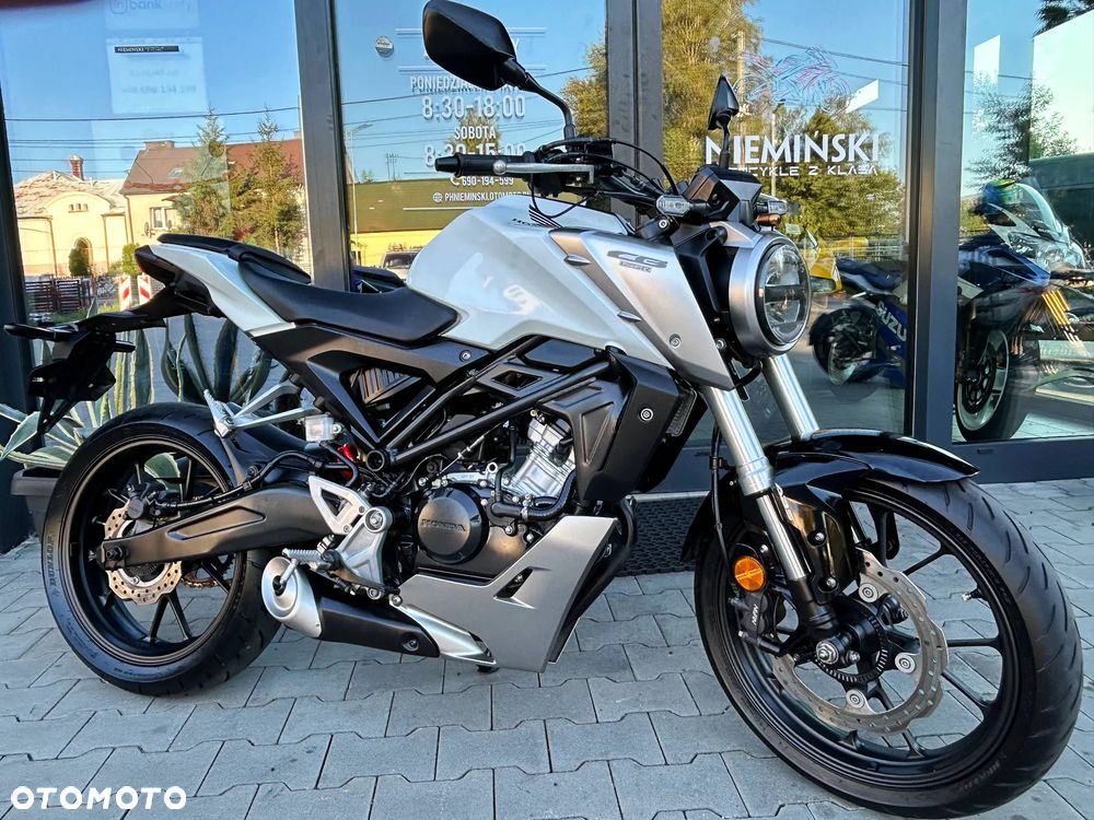 Honda CB - 1
