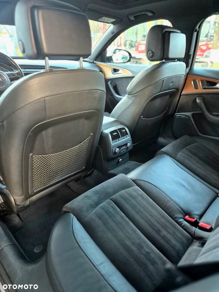 Audi A6 Avant 3.0 TDI quattro S tronic - 13