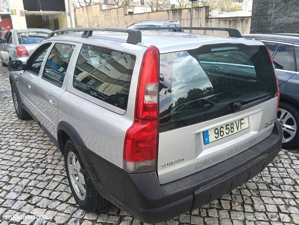 Volvo XC 70 D5 Nivel 3 Auto. - 15