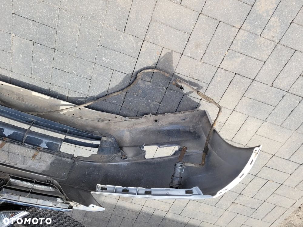 Honda FR-V 2006r Zderzak przod spryskiwacze NH700M - 11