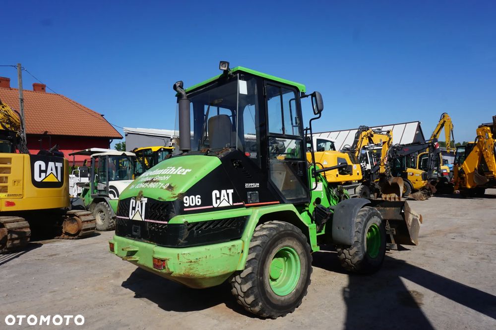 Caterpillar CAT 906 - 3