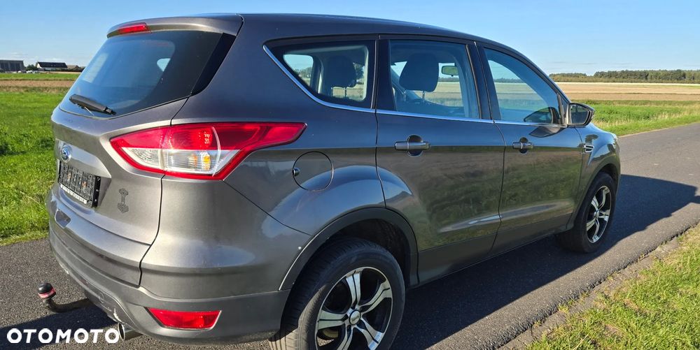 Ford Kuga 2.0 TDCi 4x4 Titanium - 9