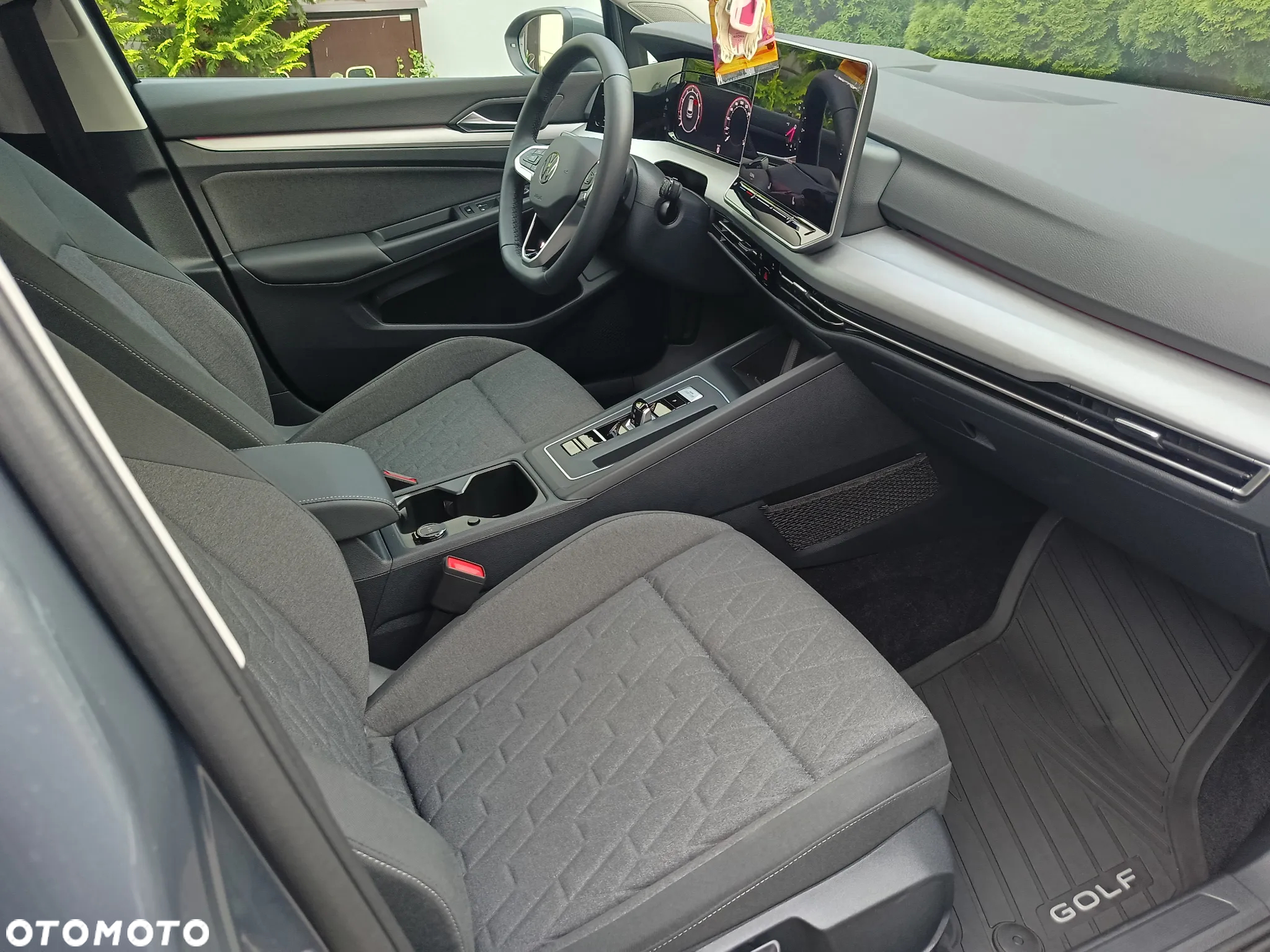 Volkswagen Golf - 14
