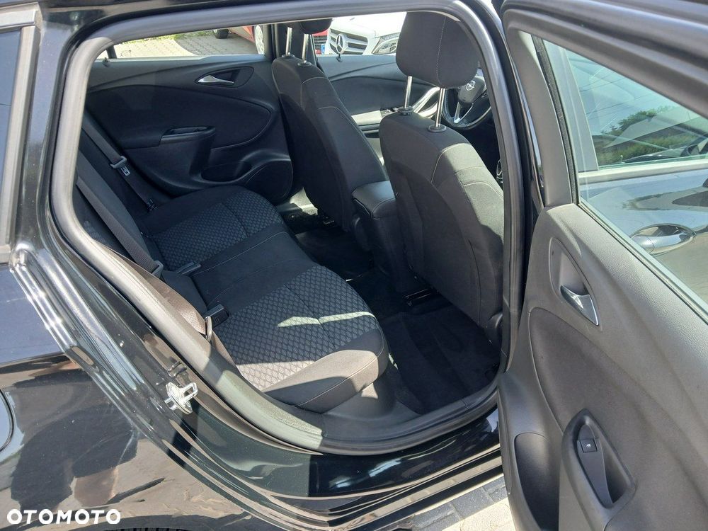 Opel Astra 1.6 CDTI Active - 11