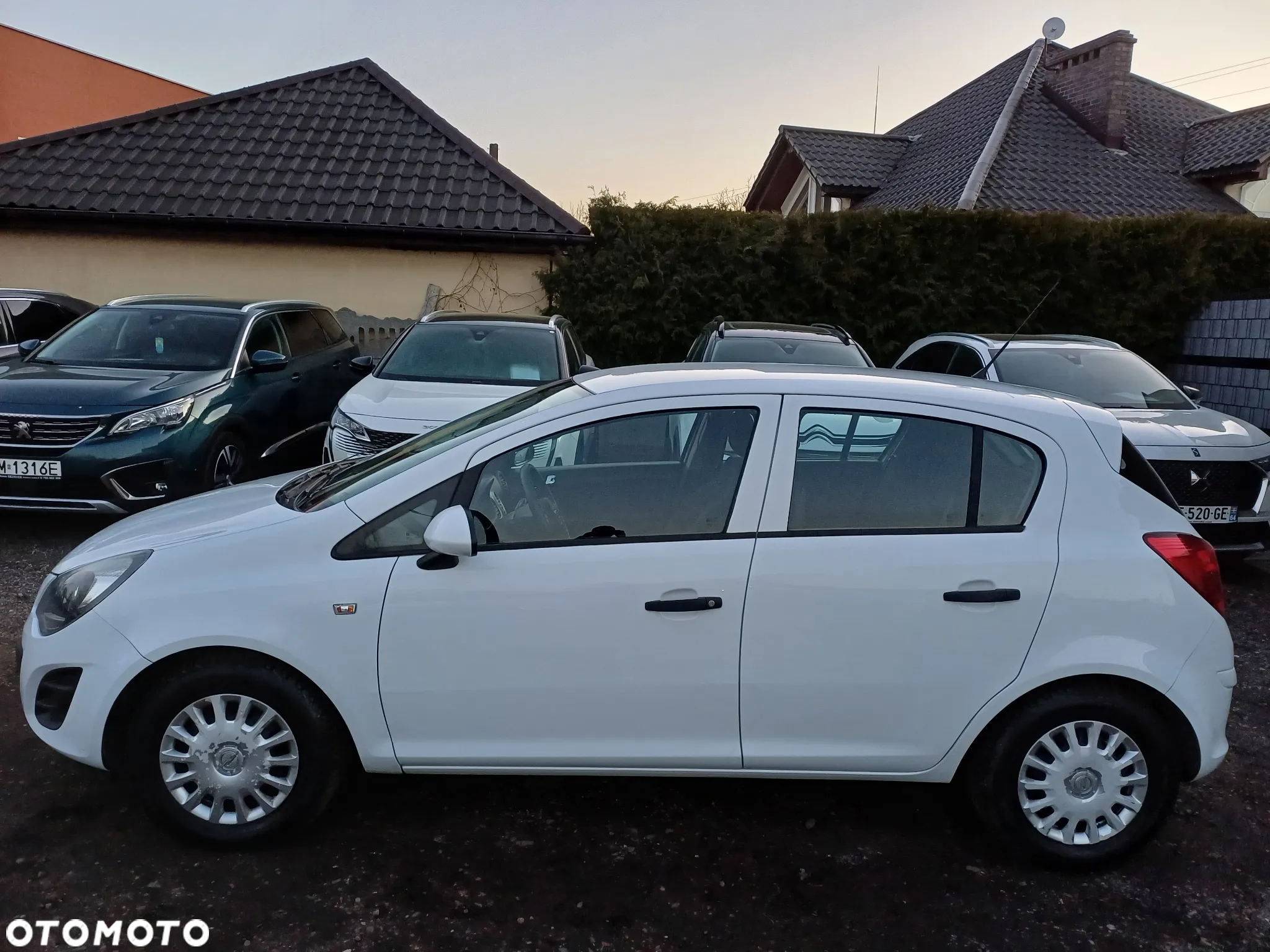 Opel Corsa 1.2 16V Enjoy - 3