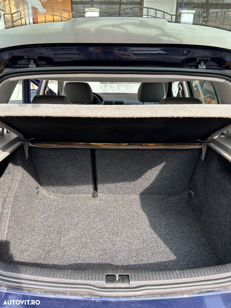 Volkswagen Golf 1.4 - 6