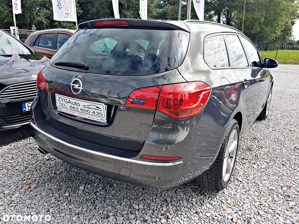 Opel Astra 2.0 CDTI Exklusiv - 34