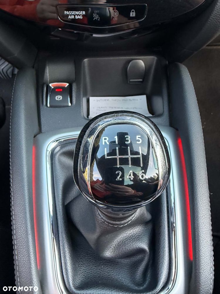 Nissan Qashqai - 16