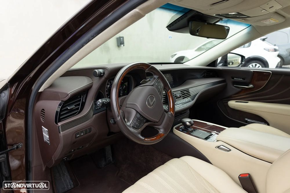 Lexus LS 500h Luxury Madeira Artesanal - 9