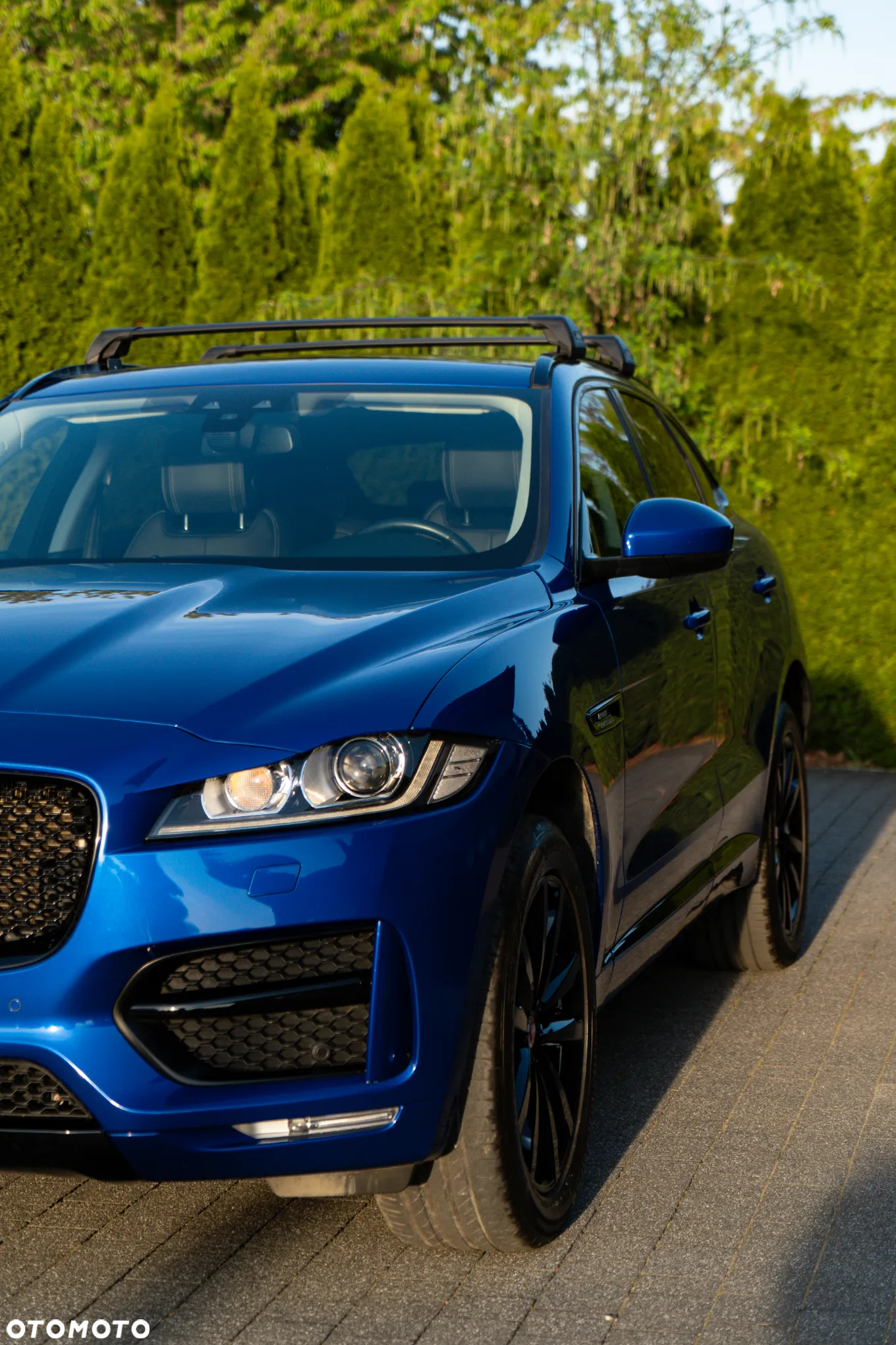 Jaguar F-Pace 2.0 i4P AWD R-Sport - 9