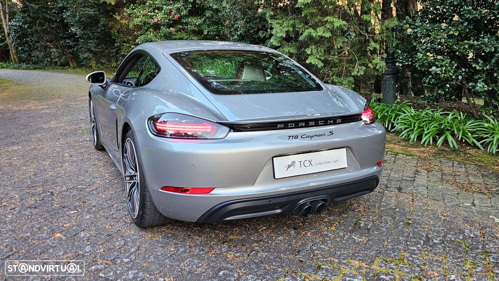Porsche 718 Cayman 2.5 S PDK - 4