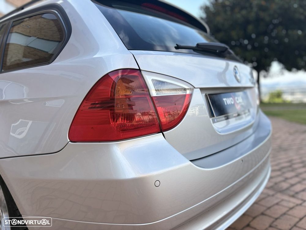 BMW 320 d Exclusive - 7