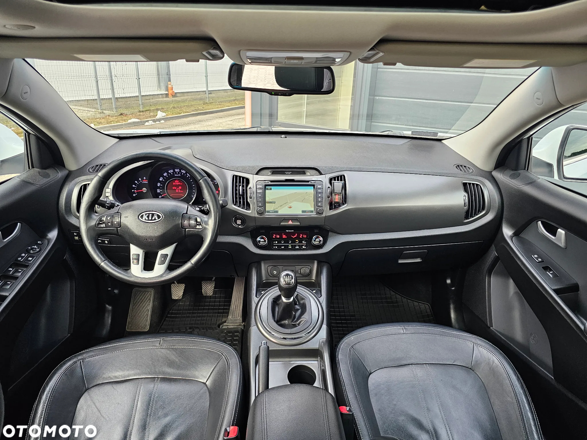 Kia Sportage 2.0 CRDI XL - 31