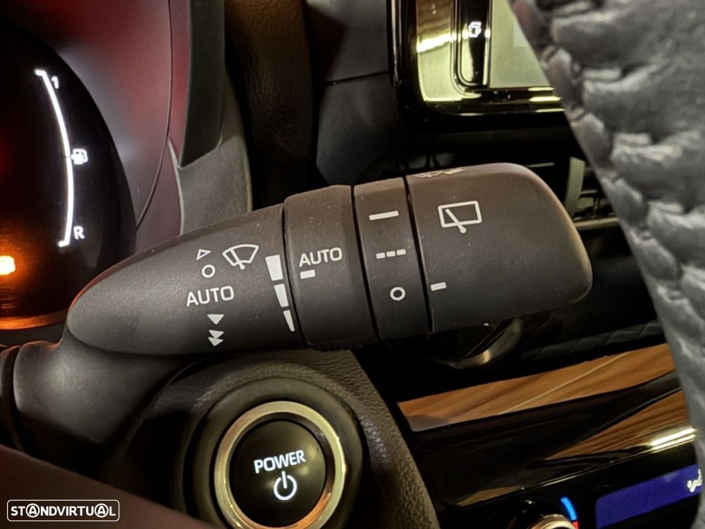 Toyota Yaris Cross 1.5 HDF Comfort Plus - 17