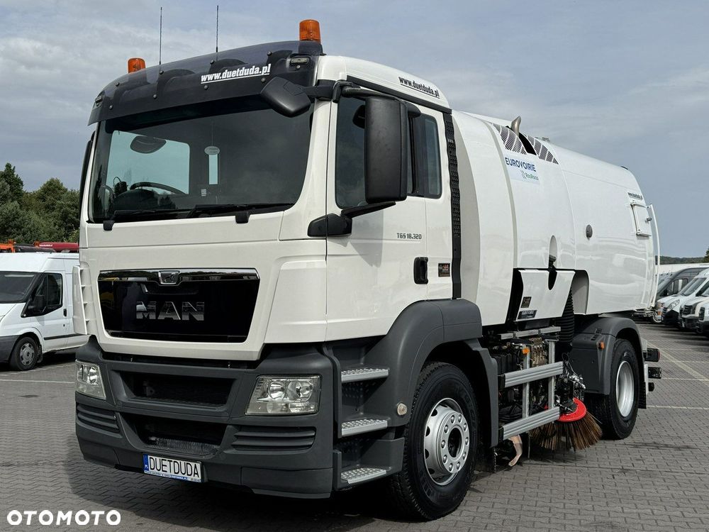 MAN TGS 18.320 E5 BUCHER OPTIFANT 8000 Zamiatarka Uliczna Euro 6 - 5