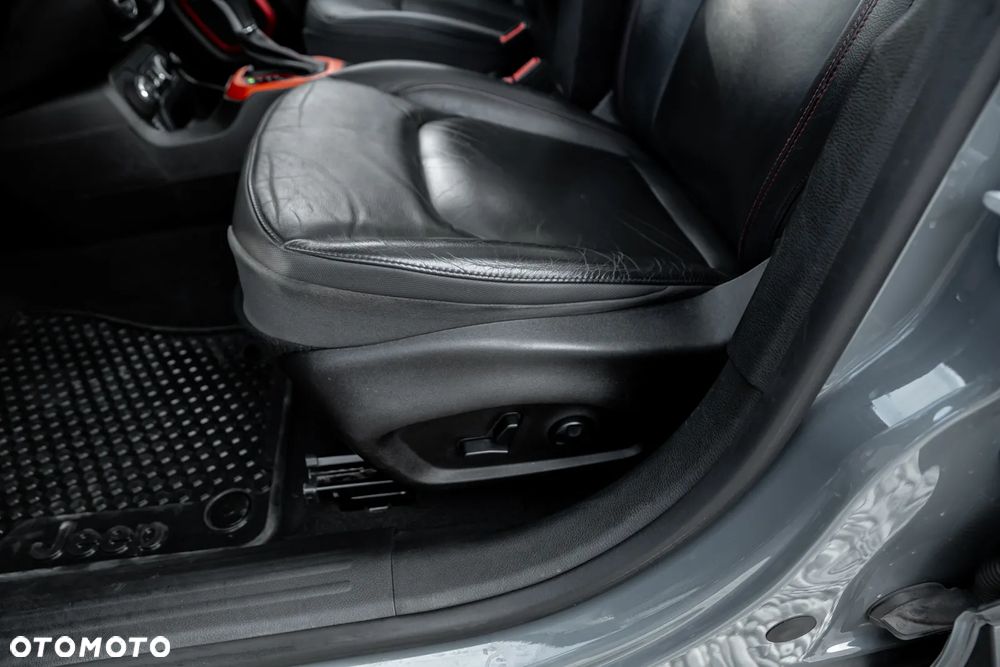 Jeep Renegade 2.0 MultiJet Active Drive Low Automatik Trailhawk - 21